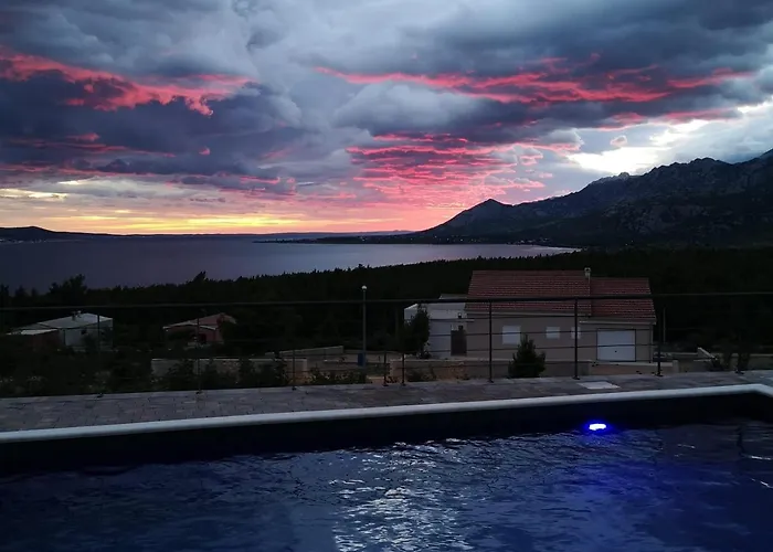 Horizon With Sea View *