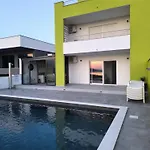 Willa Horizon With Sea View *