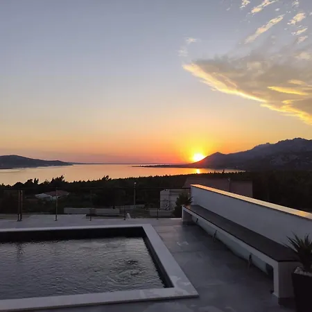 Horizon With Sea View Villa *