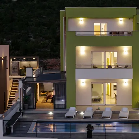 Vila Horizon With Sea View *